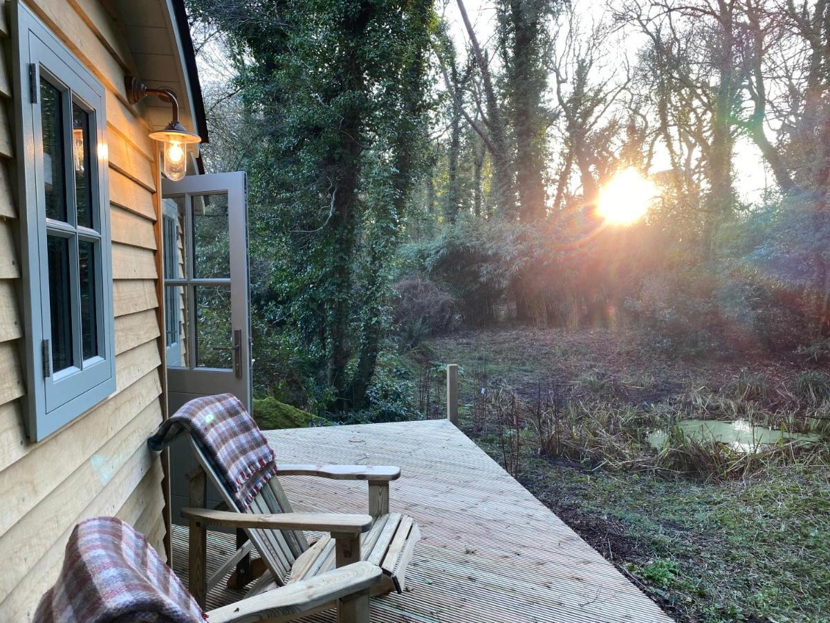 Chez Maurice Luxury Shepherds Hut With Bath And Hot Tub Kelling المظهر الخارجي الصورة